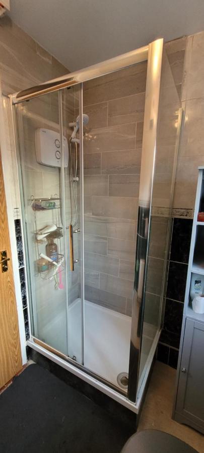Private Room In Dublin Bagian luar foto